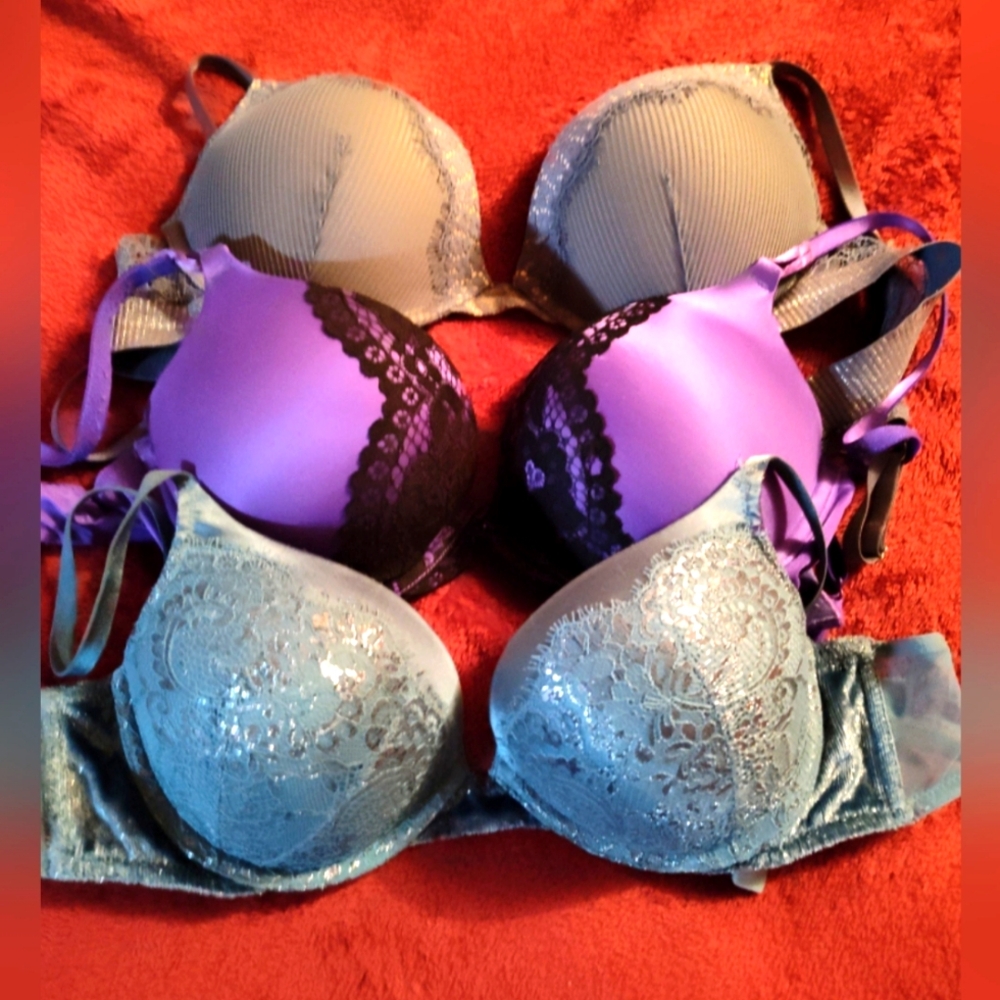 Victoria's secret bombshell bra
